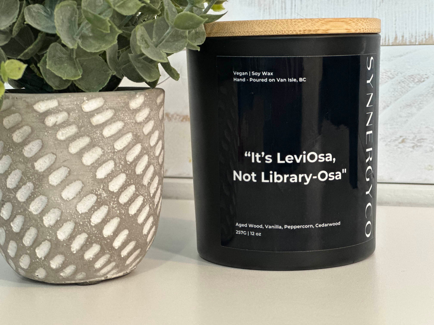 It's LeviOsa, Not Library-Osa - Candle